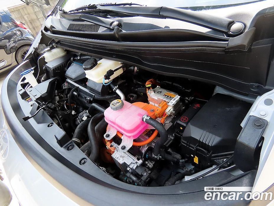 Hyundai Staria фото 19
