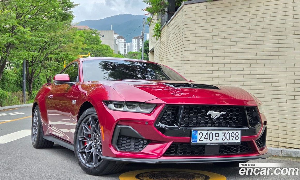 Ford Mustang 7th Gen фото 4
