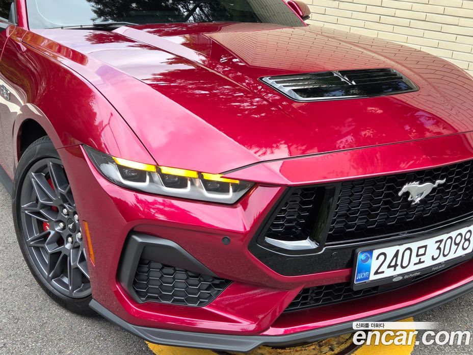 Ford Mustang 7th Gen фото 6