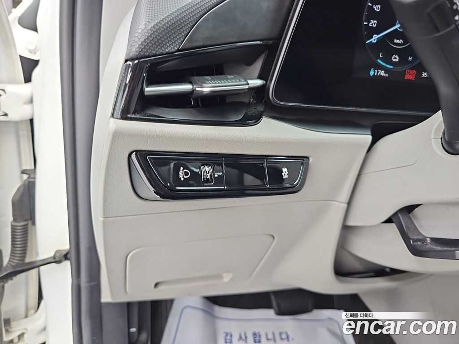 Kia Niro EV Restyling фото 17