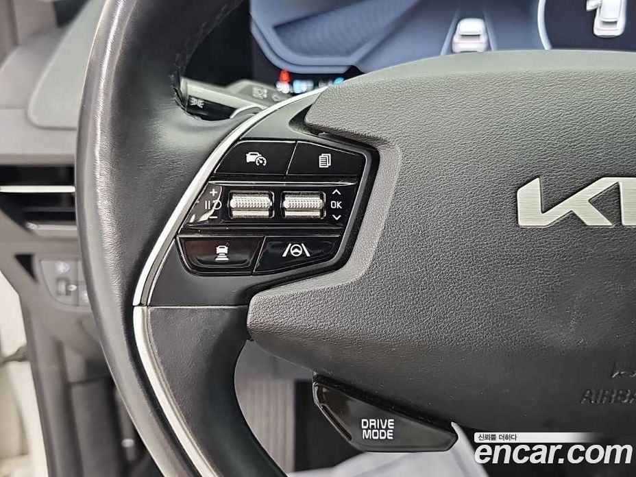 Kia EV6 фото 16