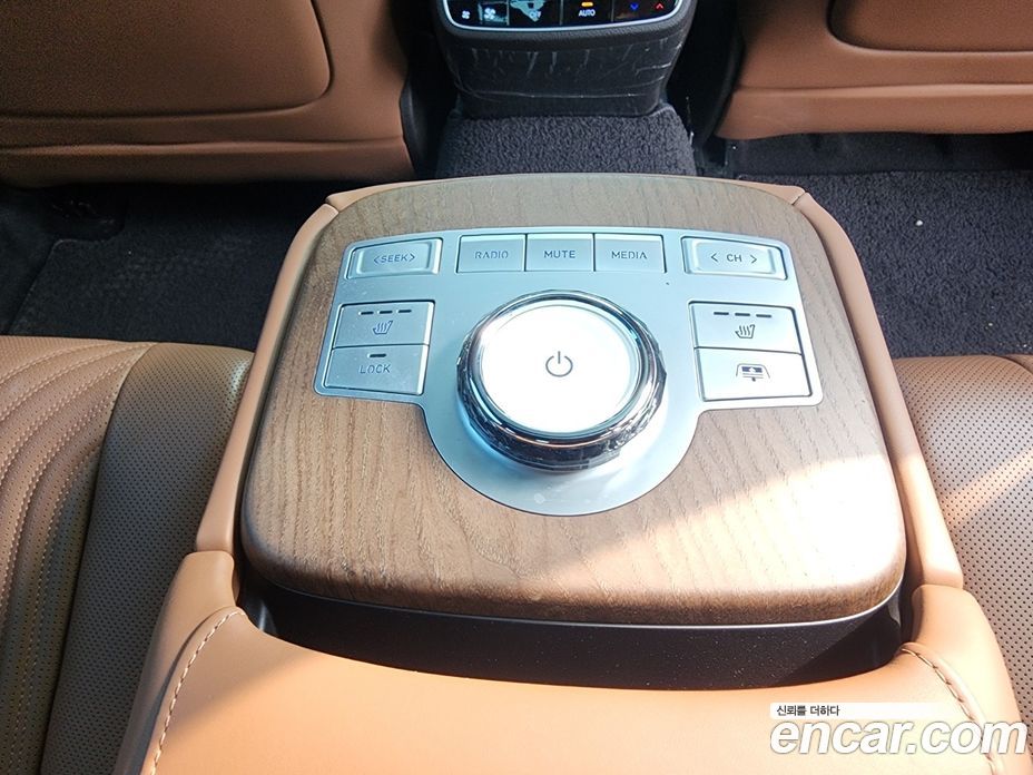 Genesis G80 (RG3) фото 11