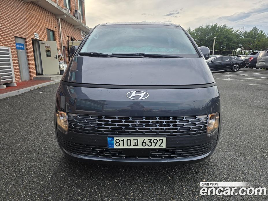 Hyundai Staria фото 2
