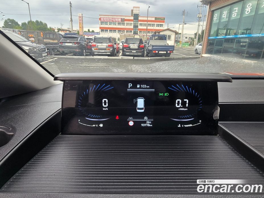 Hyundai Staria фото 8
