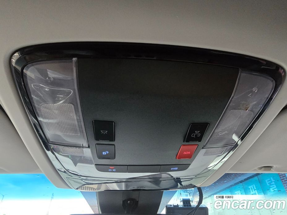 Hyundai Staria фото 10