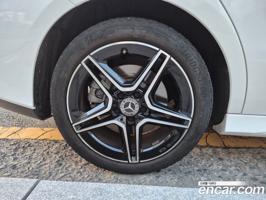 Mercedes-Benz CLA-Class C11 фото 16