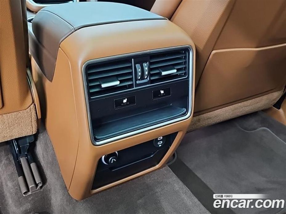 Porsche Cayenne 3rd Gen фото 13