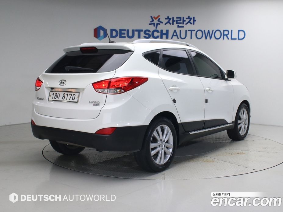 Hyundai Tucson ix фото 2