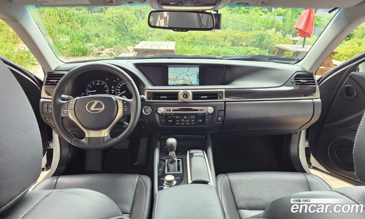 Lexus New GS350 фото 7