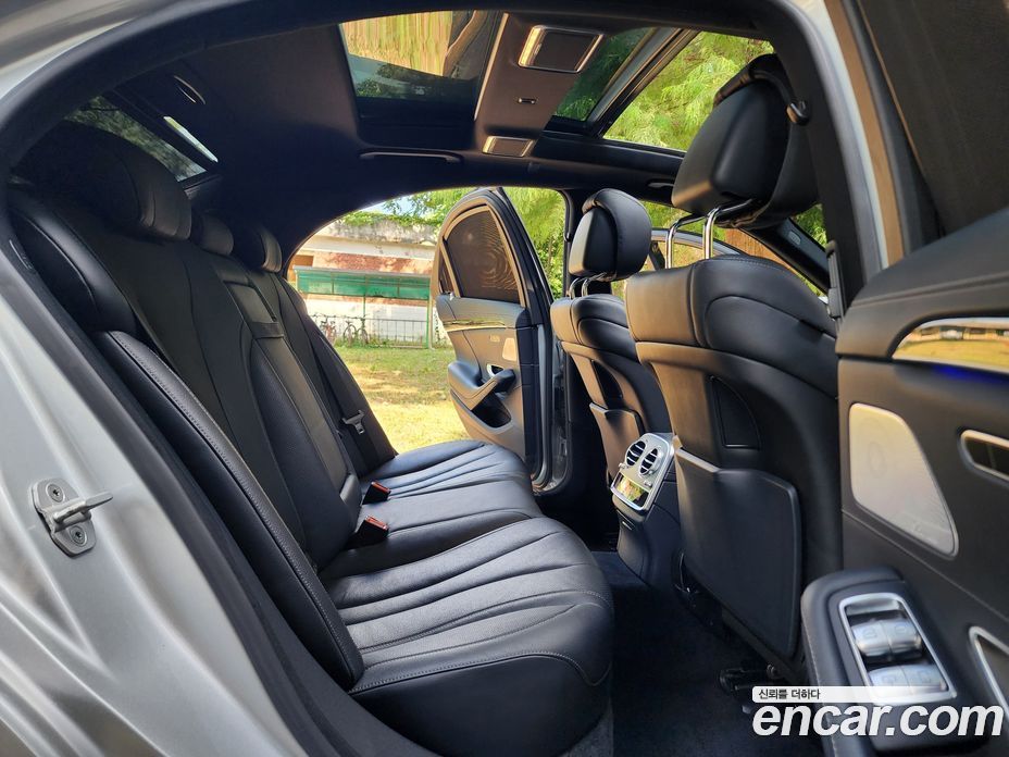 Mercedes-Benz S-Class W222 фото 9
