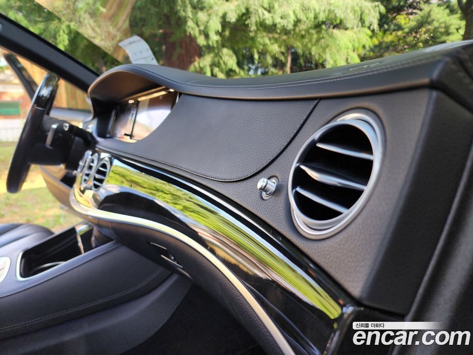 Mercedes-Benz S-Class W222 фото 15