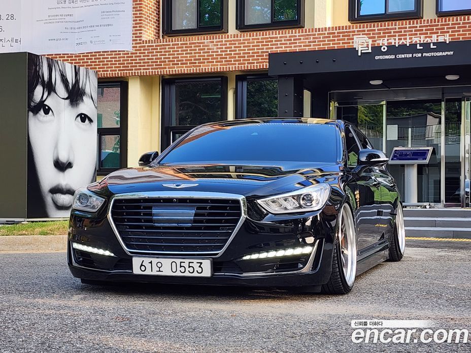 Genesis EQ900