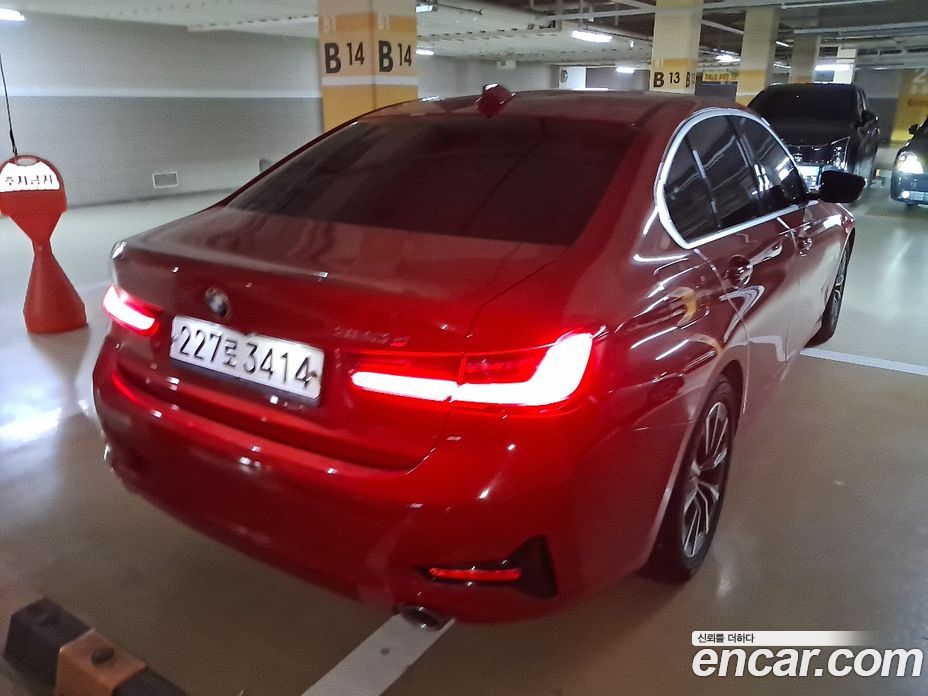 BMW 3-Series (G20) фото 4