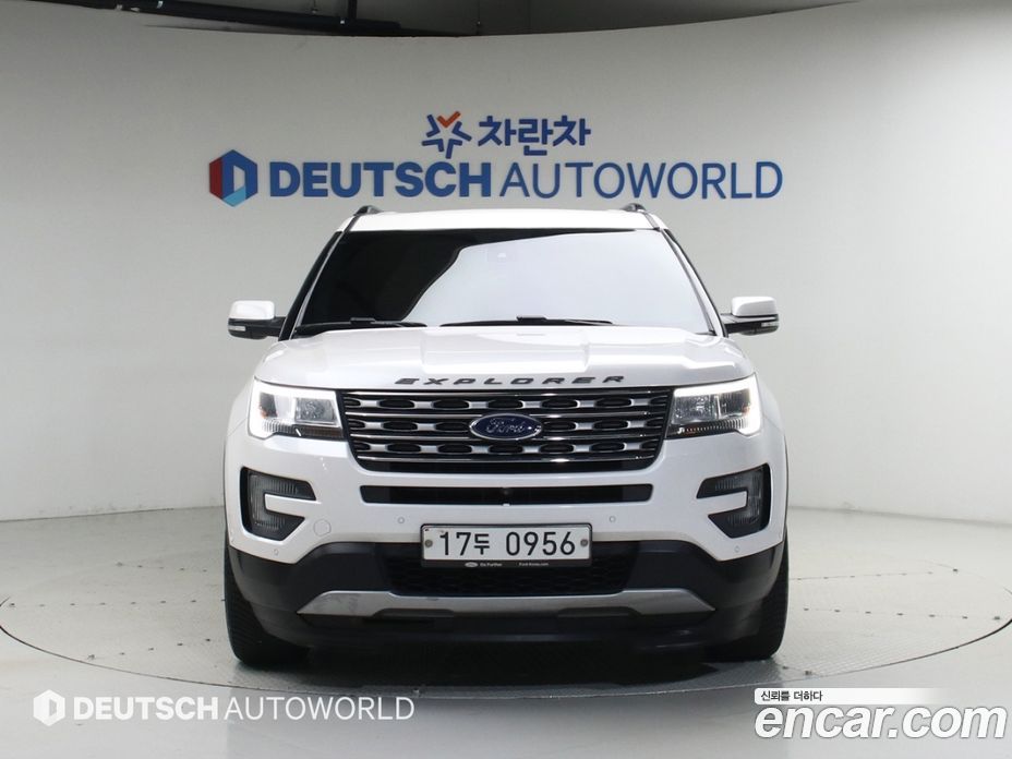 Ford Explorer 5th Gen фото 3