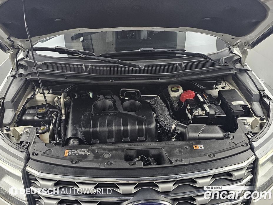 Ford Explorer 5th Gen фото 18