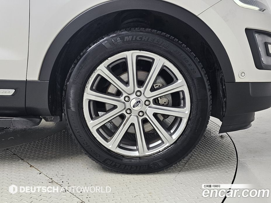 Ford Explorer 5th Gen фото 20