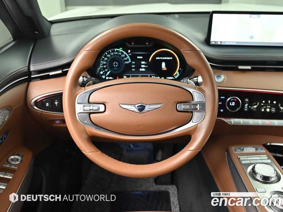 Genesis GV70 фото 14