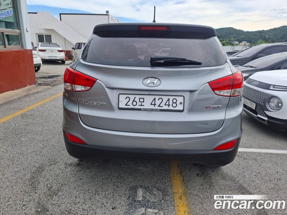 Hyundai Tucson ix Restyling фото 4