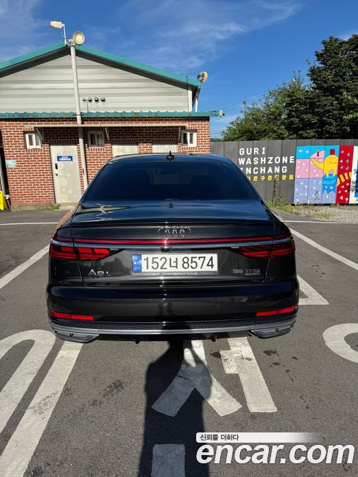 Audi A8 (D5) фото 4