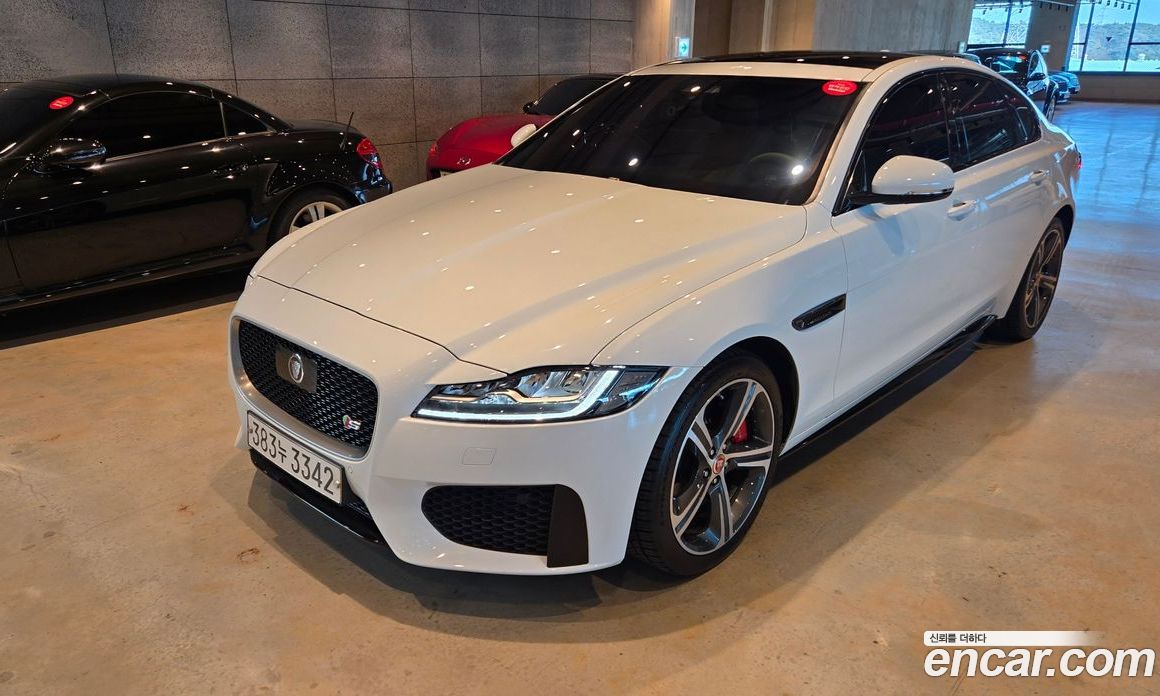 Jaguar XF (X260)