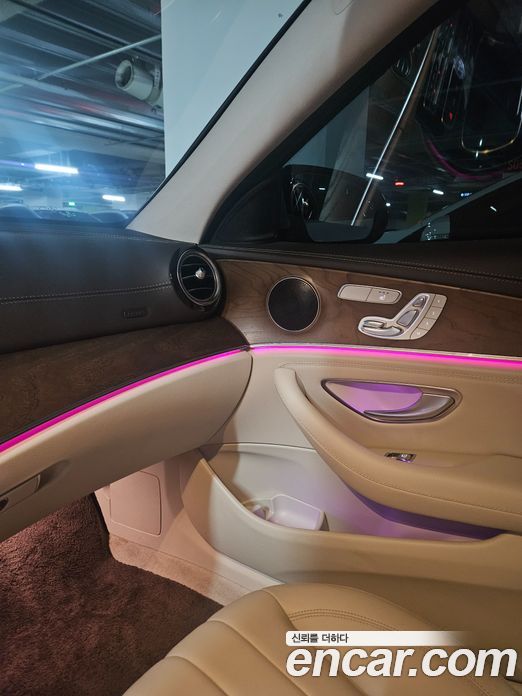 Mercedes-Benz E-Class W213 фото 11