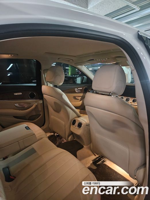 Mercedes-Benz E-Class W213 фото 15