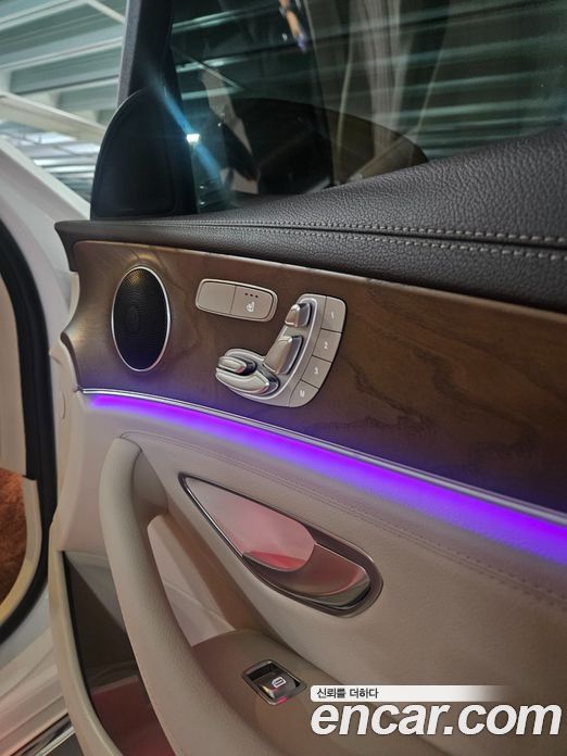 Mercedes-Benz E-Class W213 фото 19