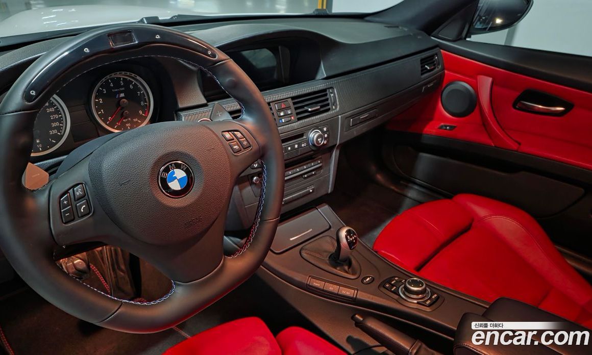 BMW M3 (E90) фото 7