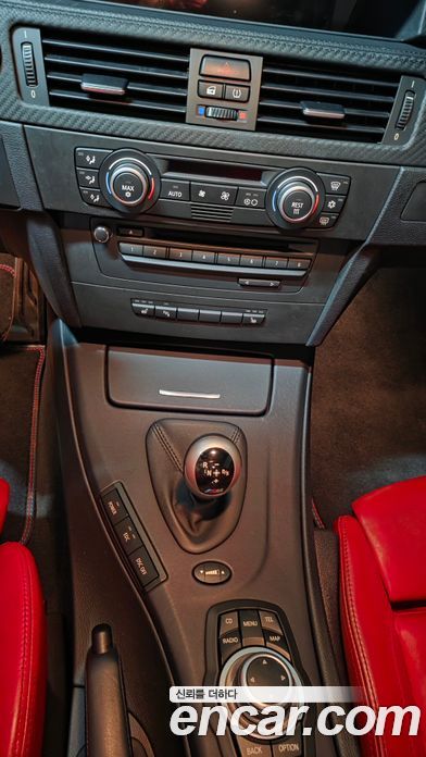 BMW M3 (E90) фото 9