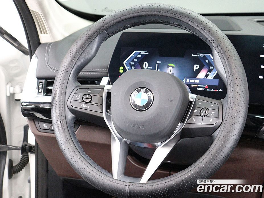 BMW X1 (U11) фото 14