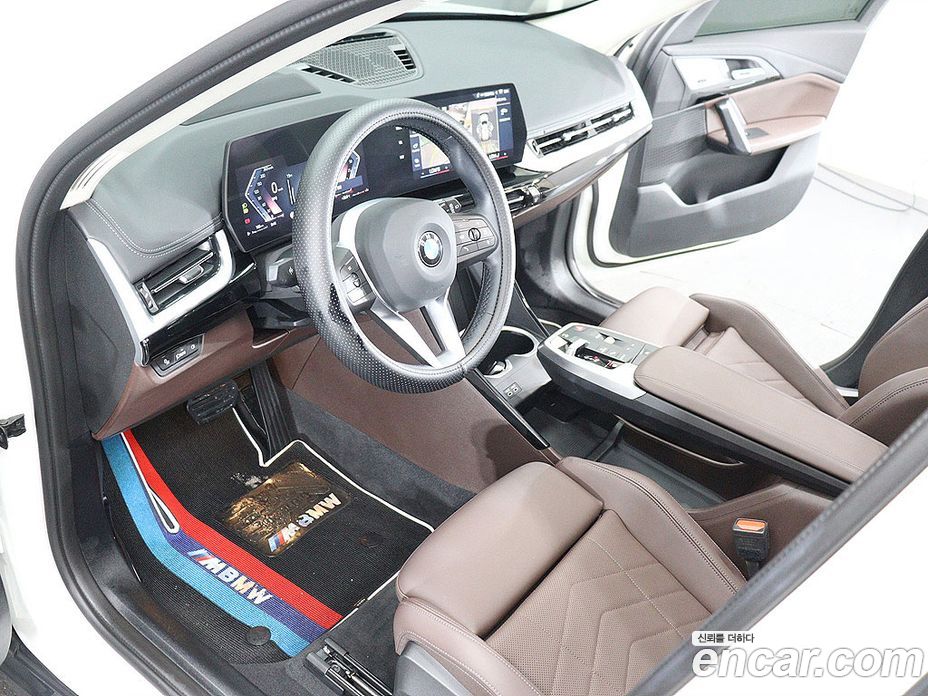 BMW X1 (U11) фото 16