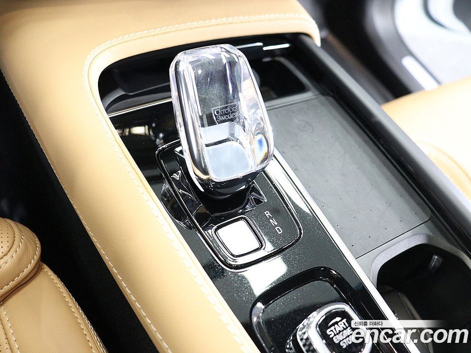Volvo XC90 2nd Gen фото 8