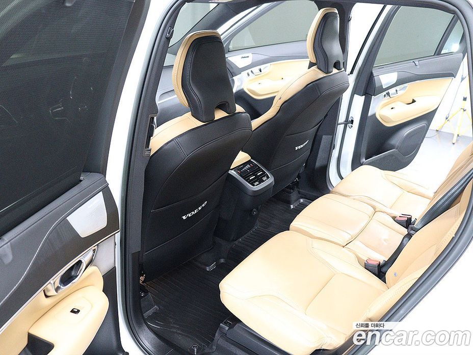 Volvo XC90 2nd Gen фото 15