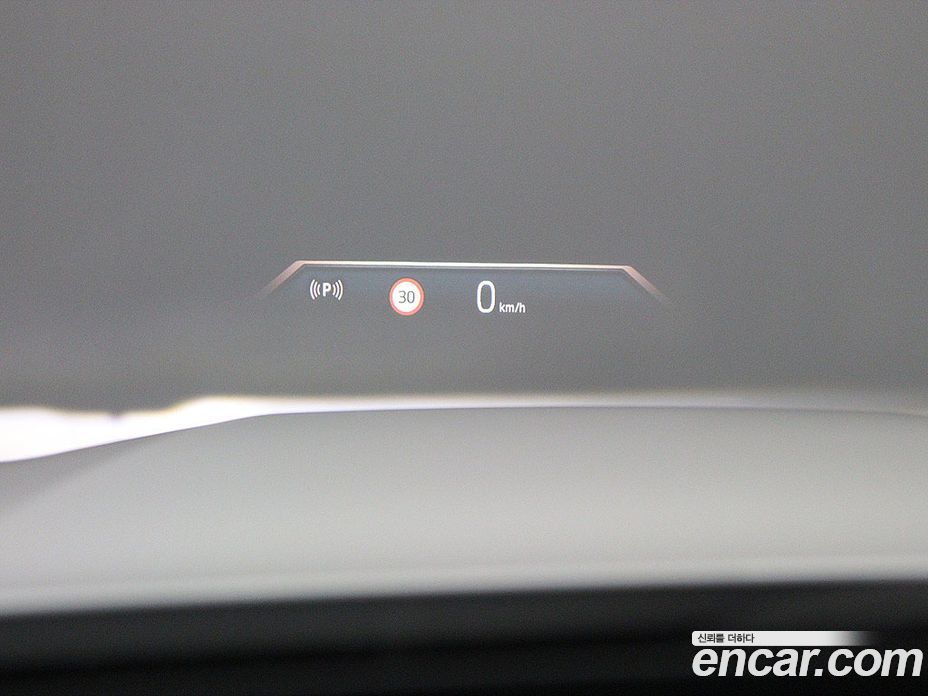 BMW 5-Series (G60) фото 19