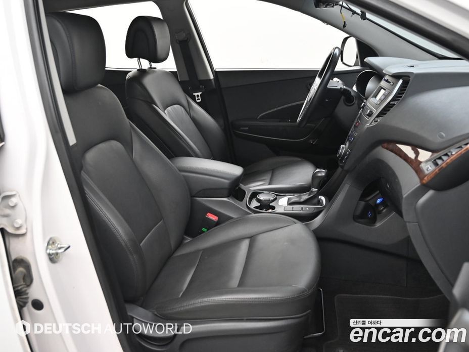 Hyundai Santa Fe The Premium фото 10