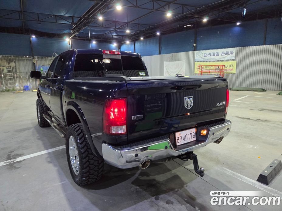 Dodge Ram Pickup фото 5