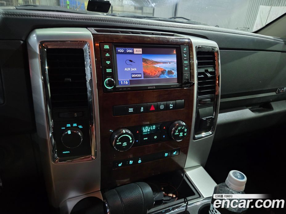 Dodge Ram Pickup фото 10