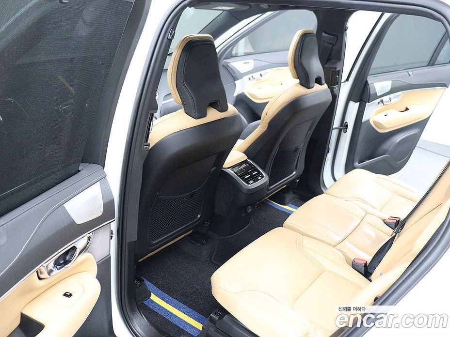 Volvo XC90 2nd Gen фото 10