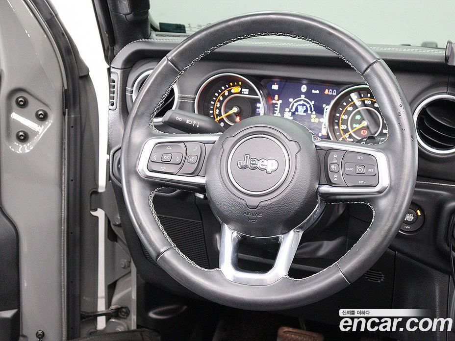 Jeep Wrangler (JL) фото 16
