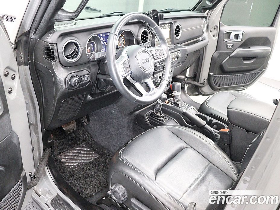 Jeep Wrangler (JL) фото 18