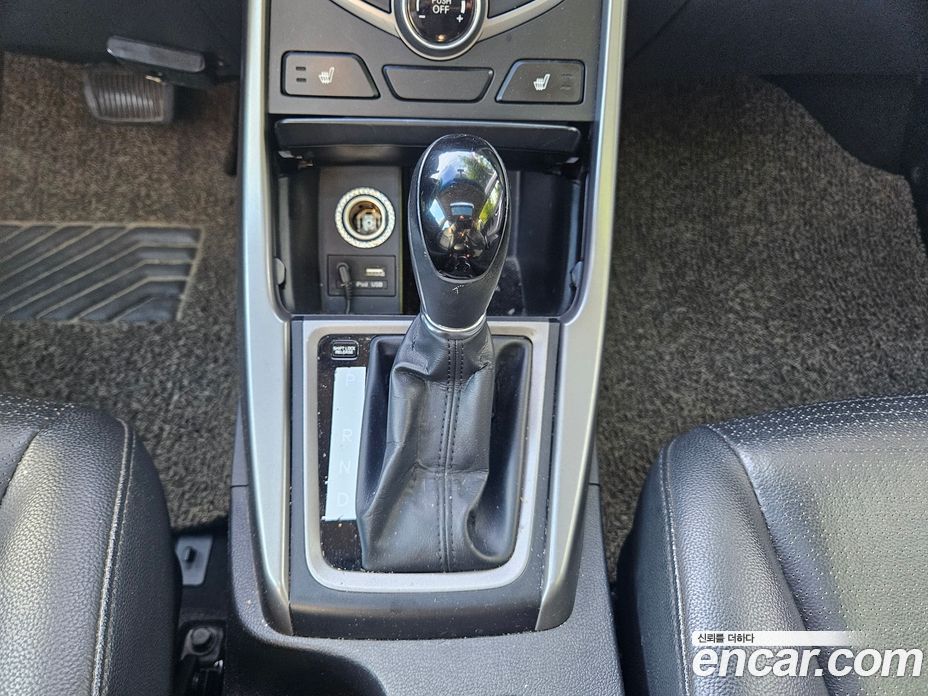 Hyundai The New Avante фото 9