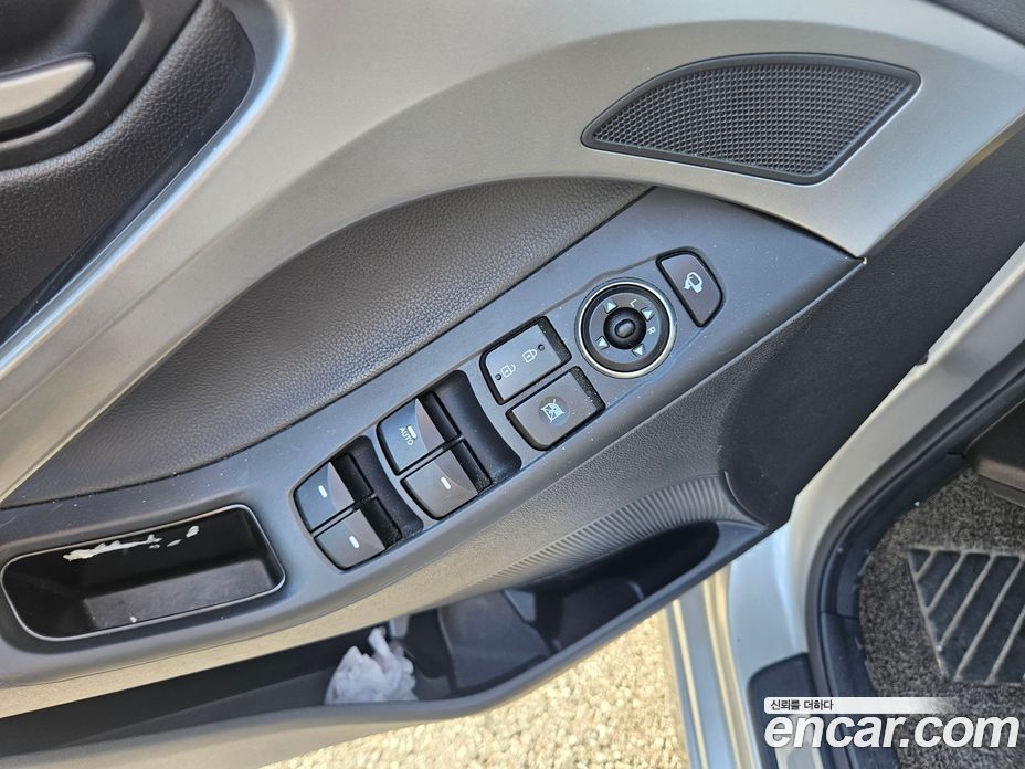 Hyundai The New Avante фото 14