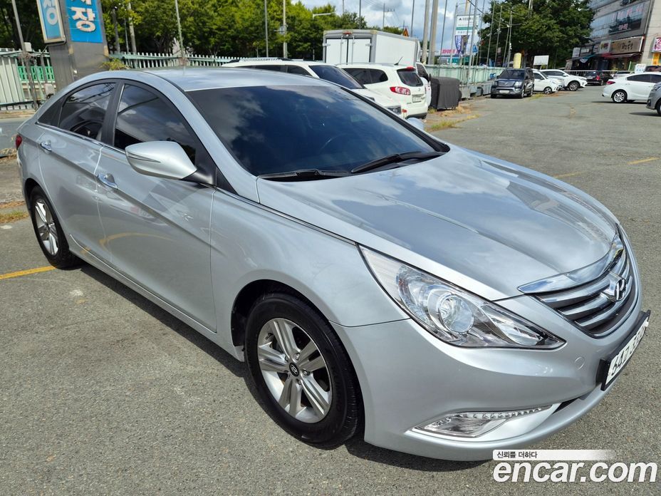 Hyundai Sonata The Brilliant