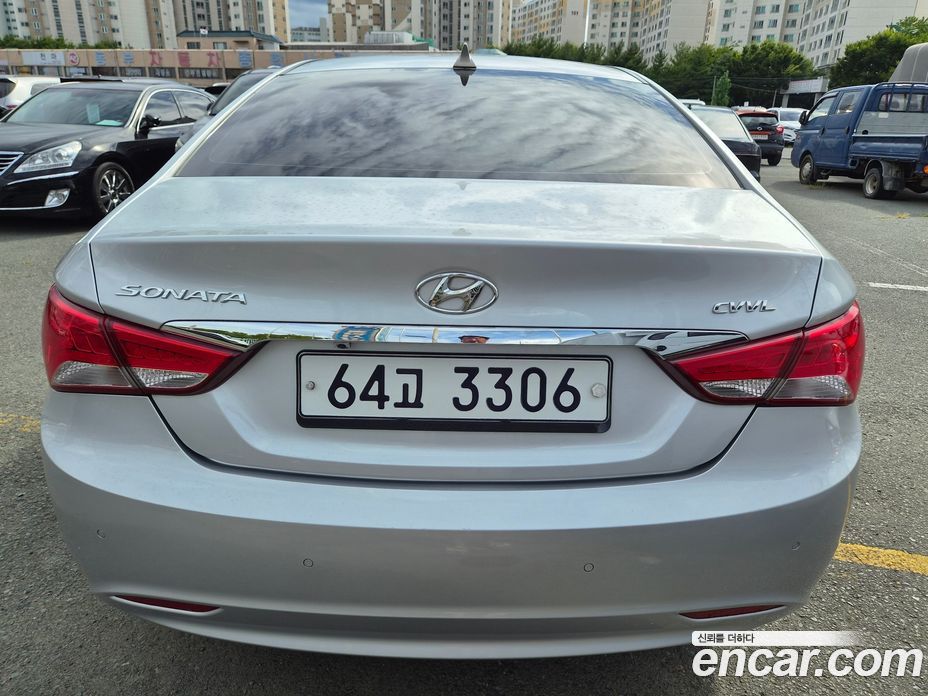 Hyundai Sonata The Brilliant фото 4