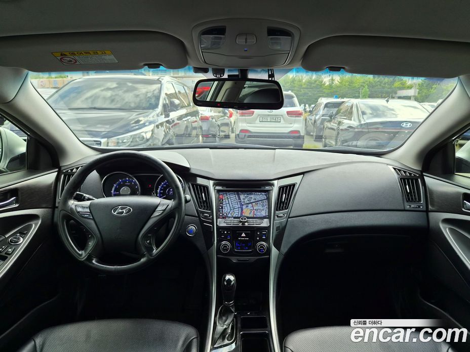 Hyundai Sonata The Brilliant фото 7