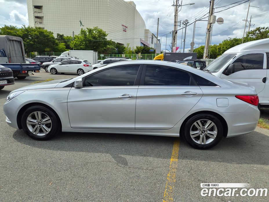 Hyundai Sonata The Brilliant фото 17