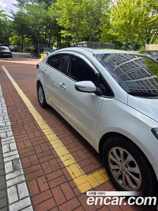 Kia K3 1st Gen фото 2