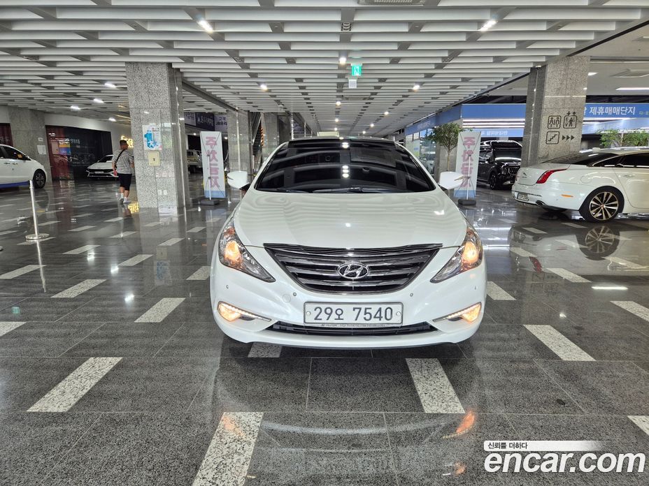 Hyundai Sonata The Brilliant