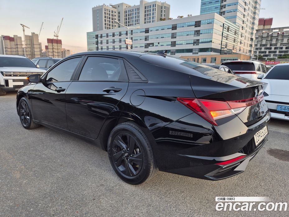 Hyundai Avante (CN7) фото 4
