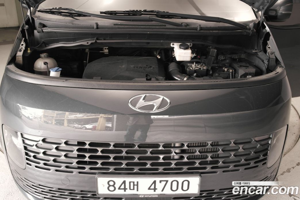 Hyundai Staria фото 6